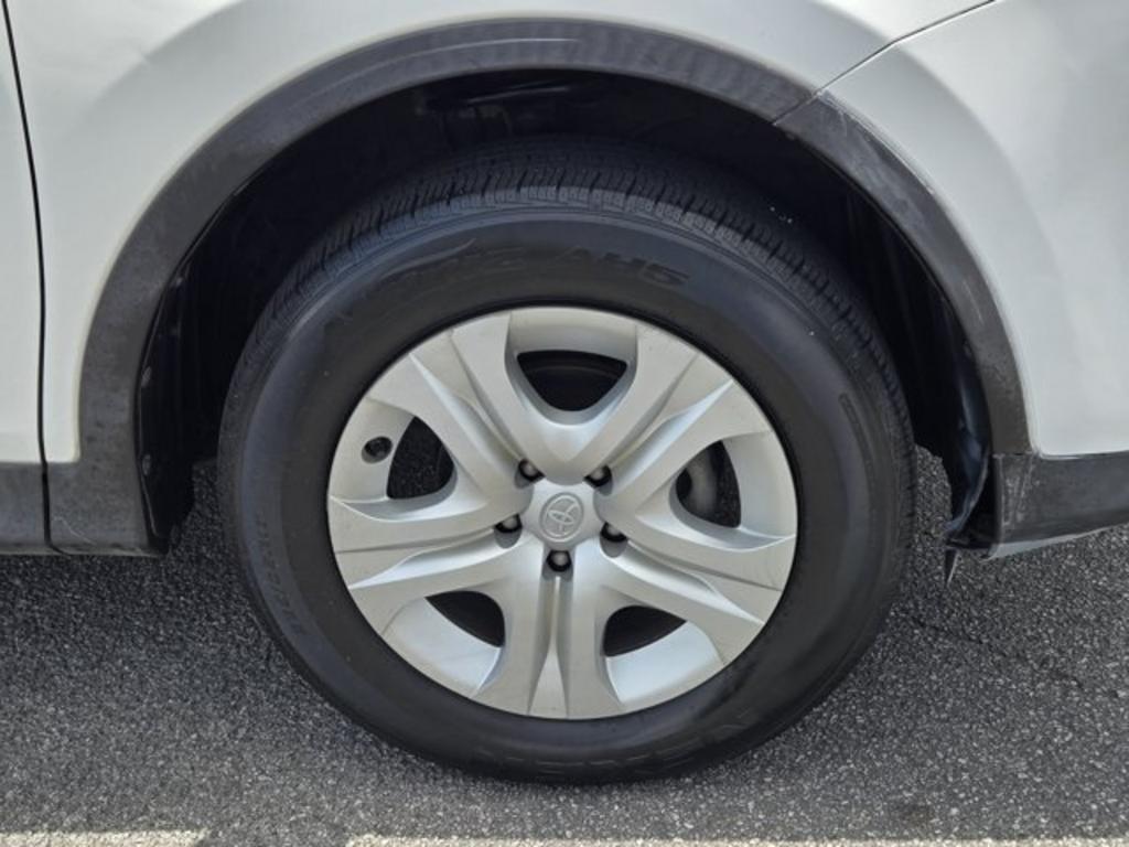 2015 Toyota RAV4 - $15,995