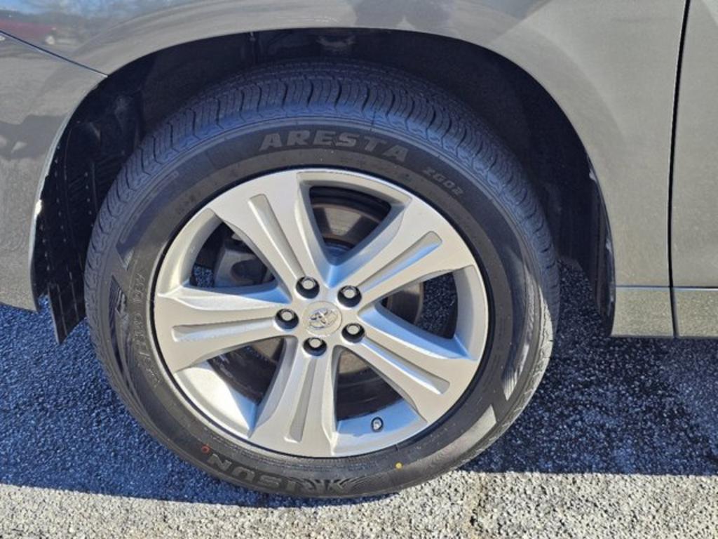 2008 Toyota Highlander Sport photo