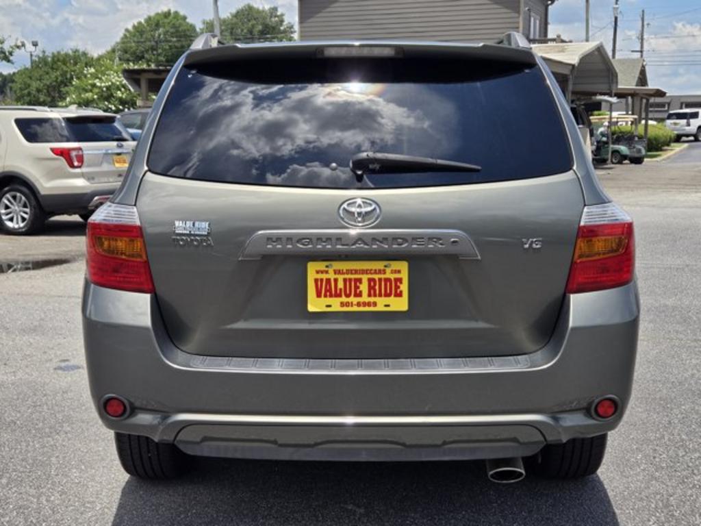 2008 Toyota Highlander - $11,995
