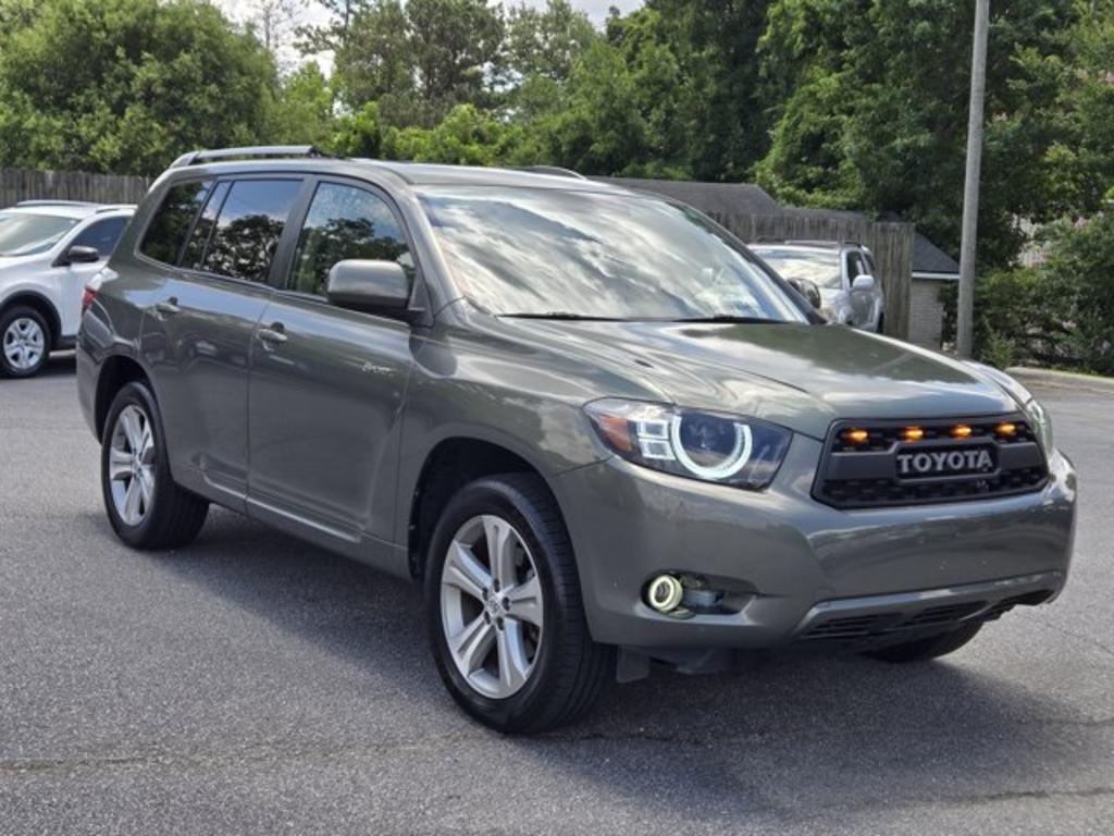2008 Toyota Highlander - $11,995