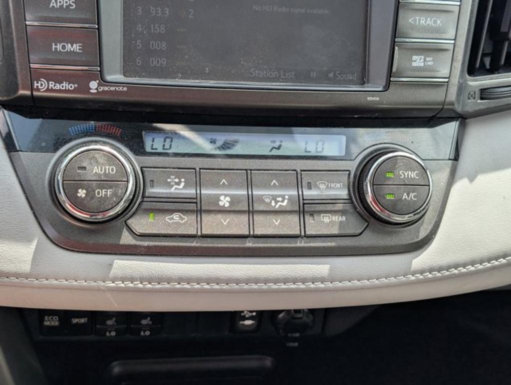 2015 Toyota RAV4  photo