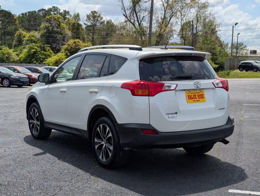 2015 Toyota RAV4  photo