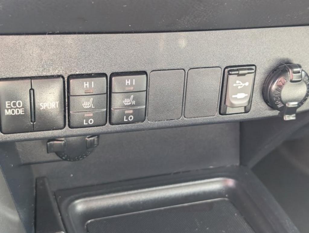 2015 Toyota RAV4  photo