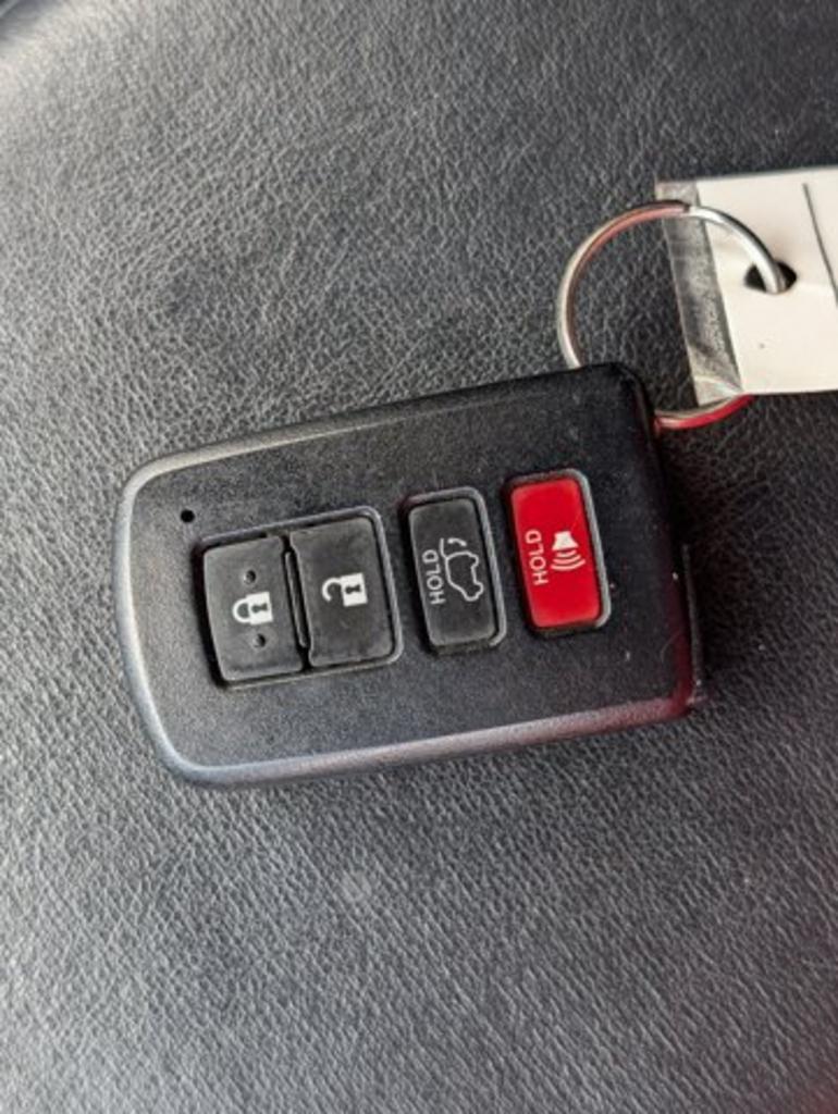 2015 Toyota RAV4  photo