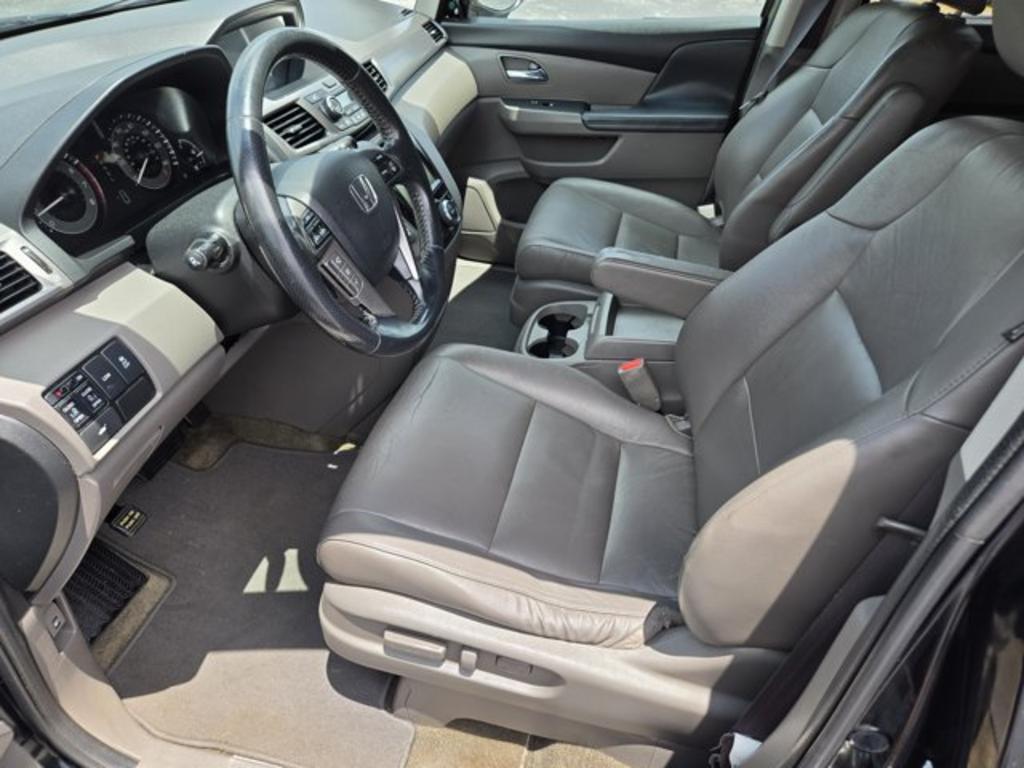 2016 Honda Odyssey - $11,995