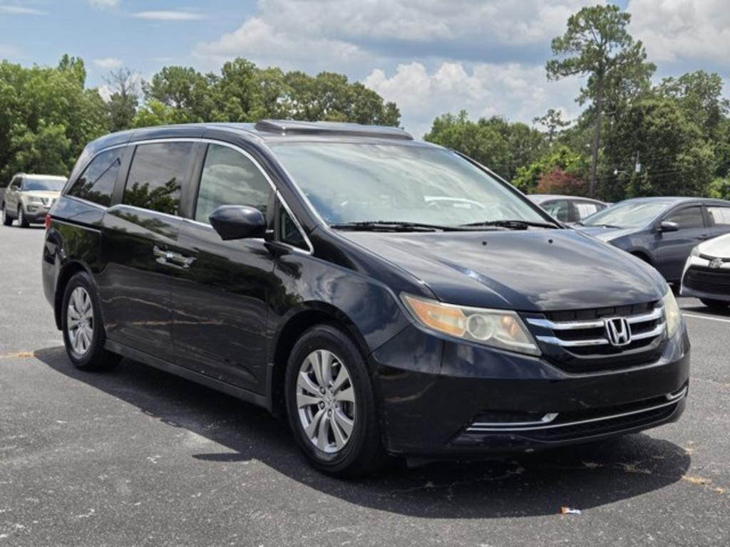 2016 Honda Odyssey - $11,995