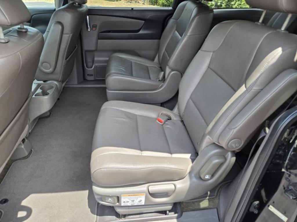 2016 Honda Odyssey - $11,995