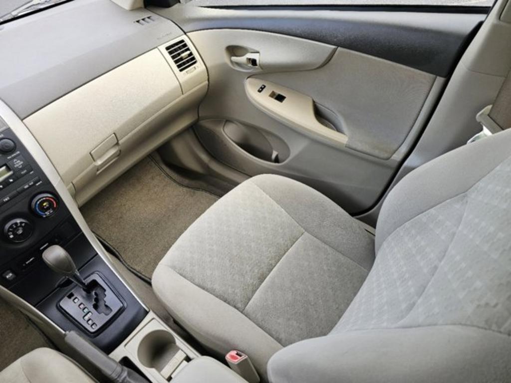 2009 Toyota Corolla photo