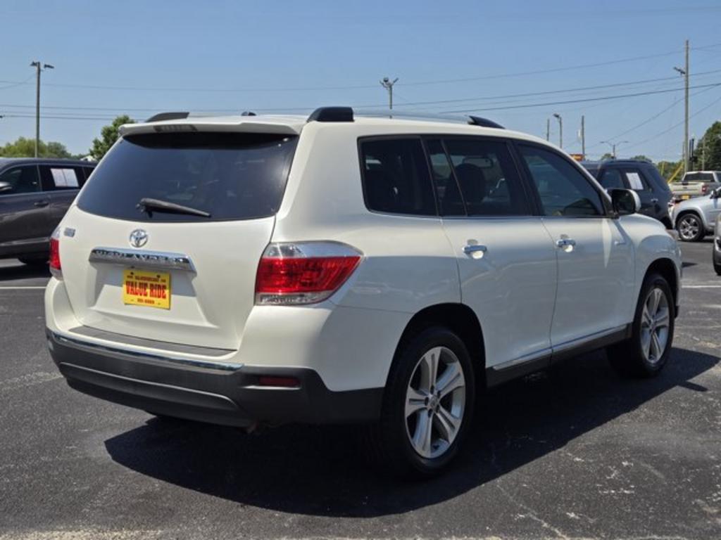 2012 Toyota Highlander - $15,995