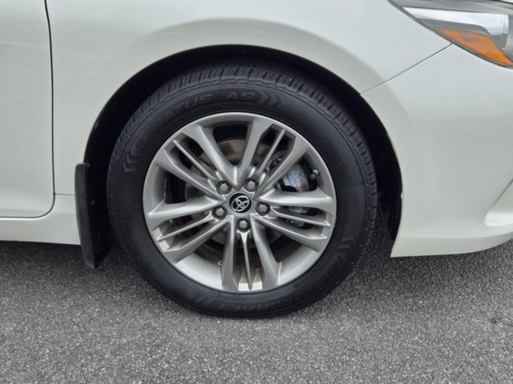 2015 Toyota Camry - $12,995