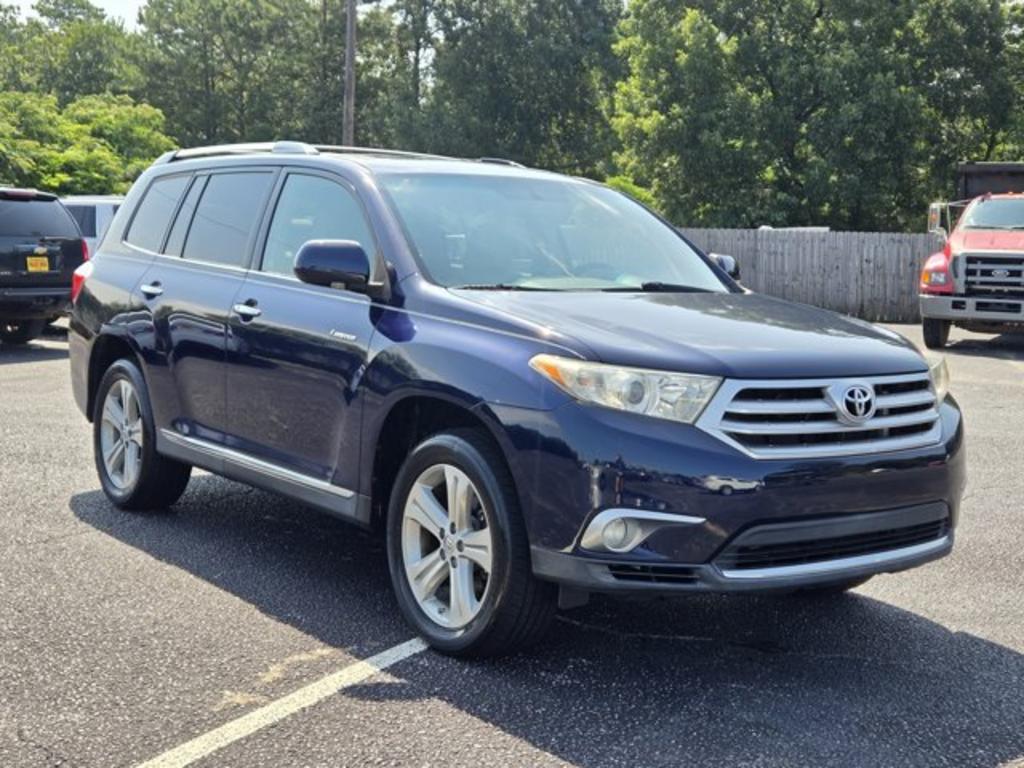 2012 Toyota Highlander - $11,995