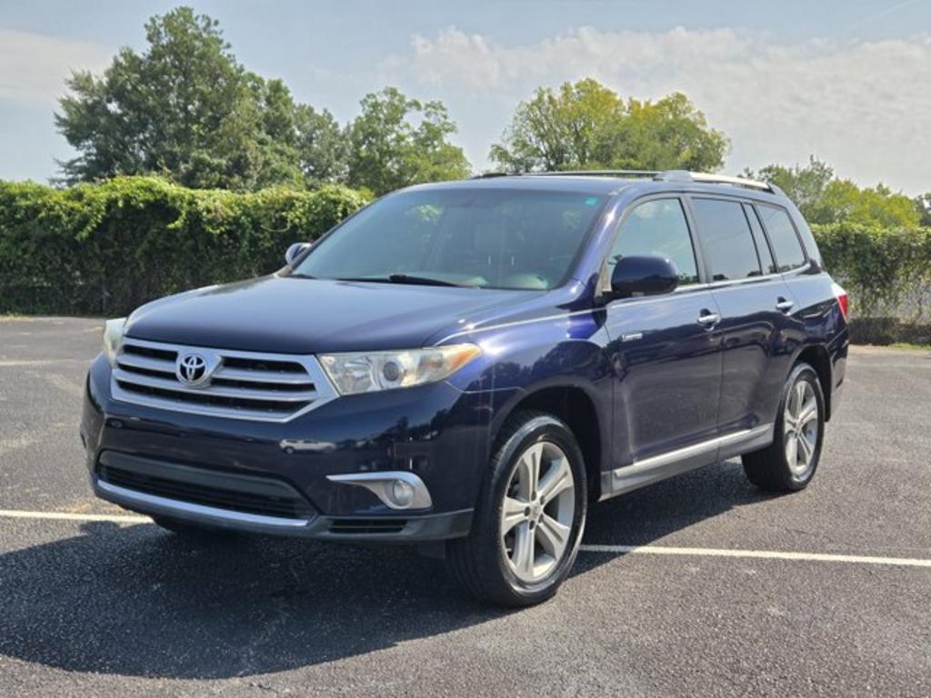 2012 Toyota Highlander - $11,995