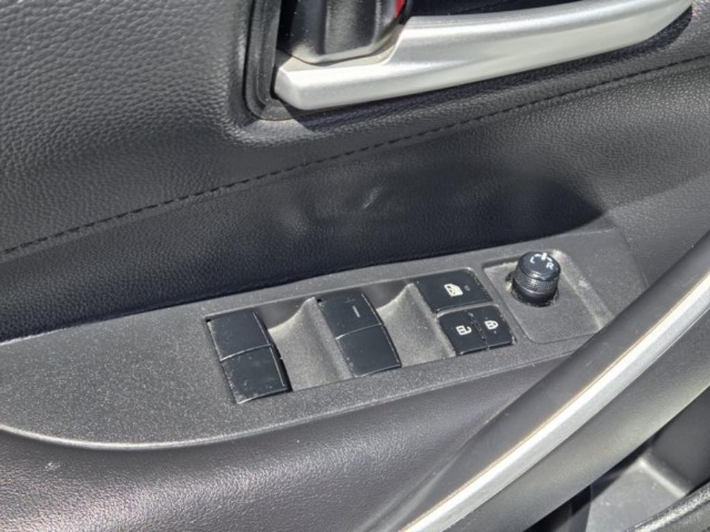2020 Toyota Corolla - $13,995