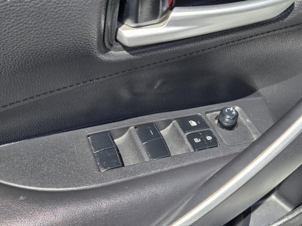 2020 Toyota Corolla - $13,995
