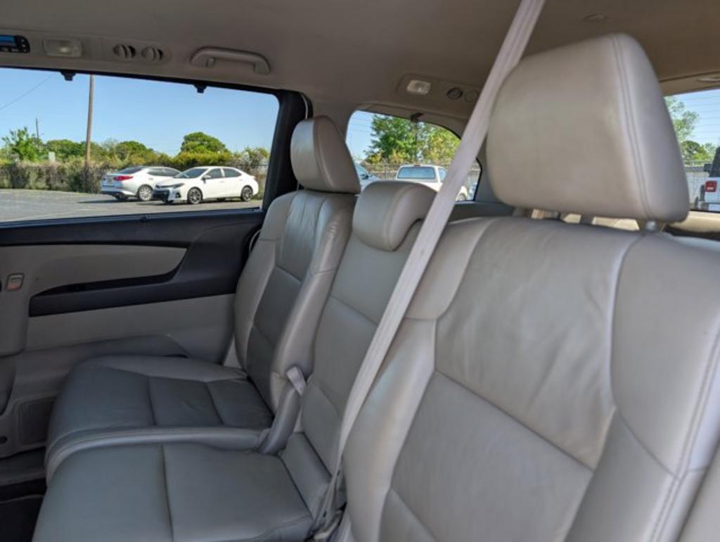 2013 Honda Odyssey EX-L photo