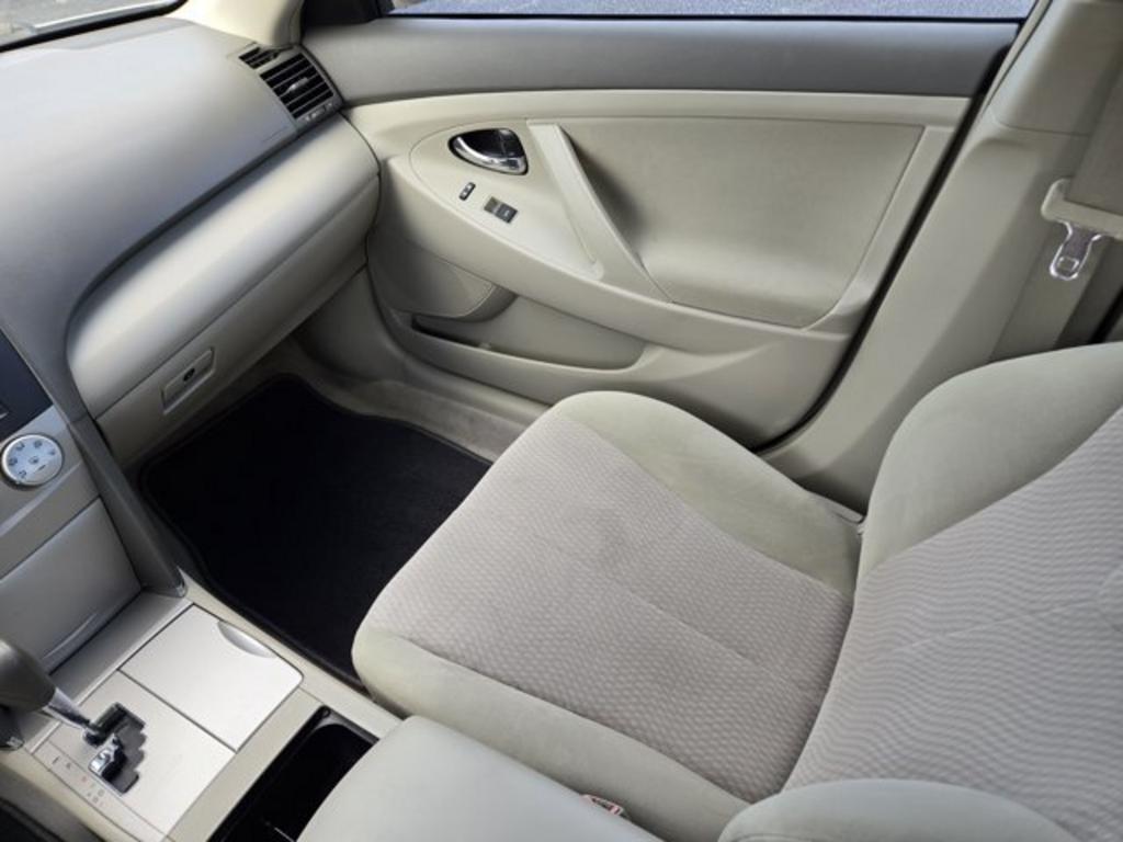 2010 Toyota Camry - $11,995