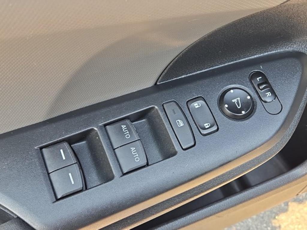 2016 Honda Civic - $12,995