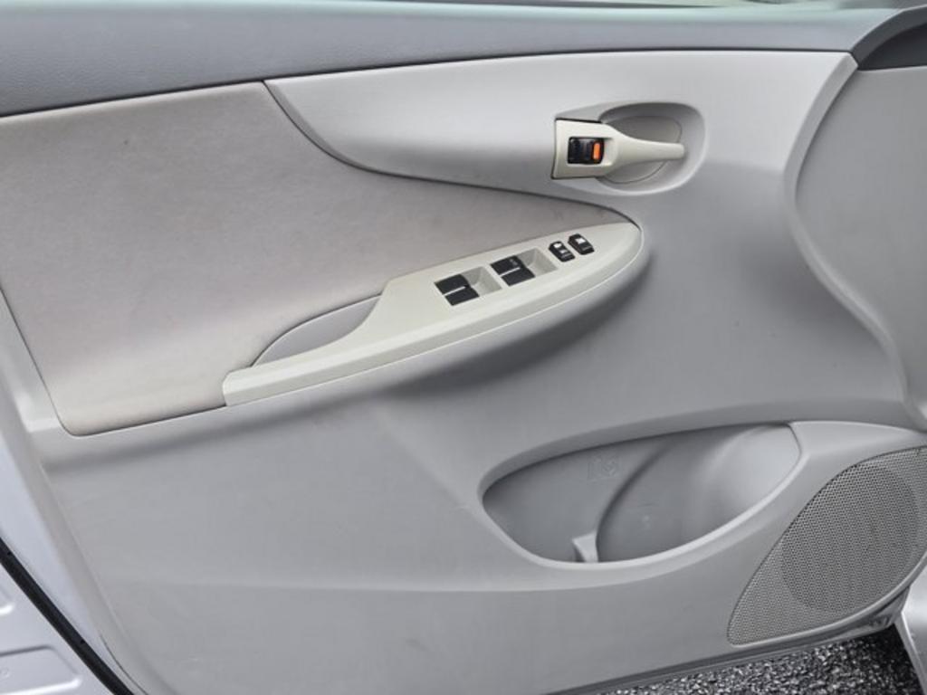 2009 Toyota Corolla photo