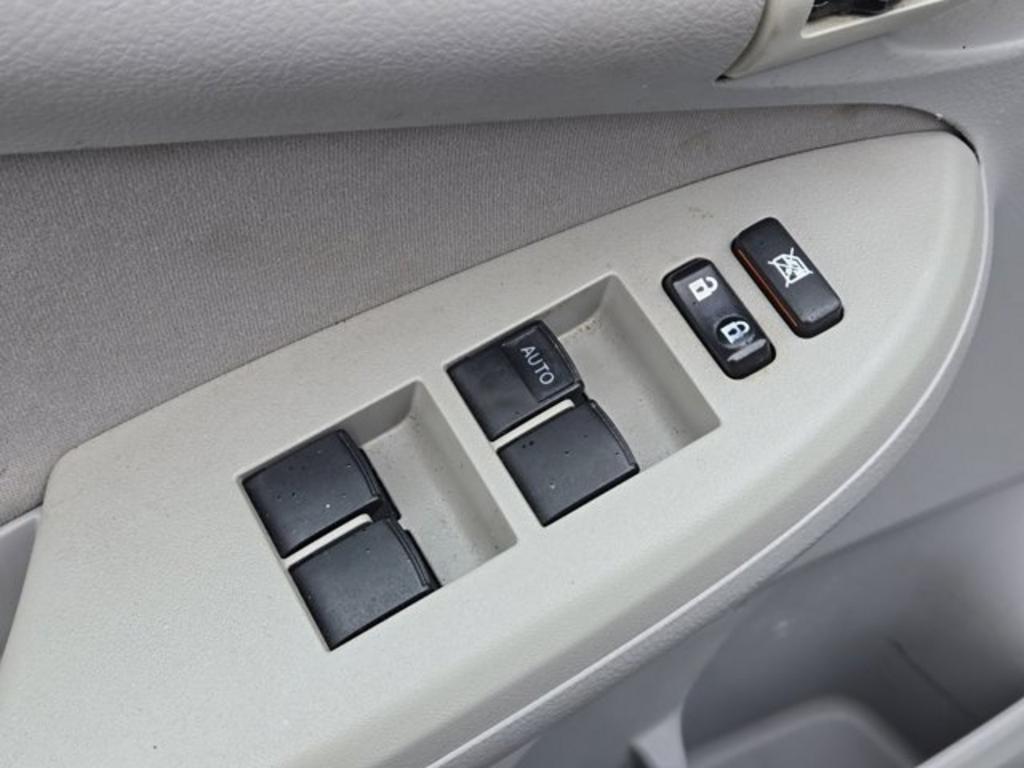 2009 Toyota Corolla photo
