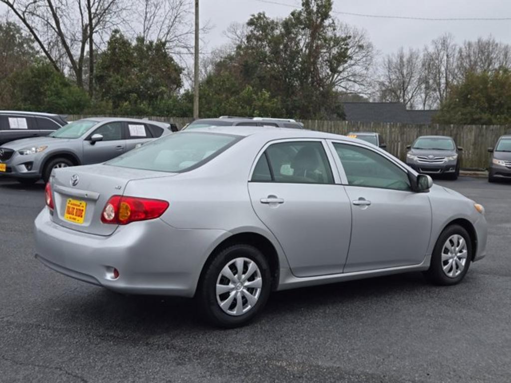 2009 Toyota Corolla photo