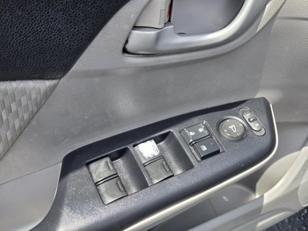 2015 Honda Civic - $11,995