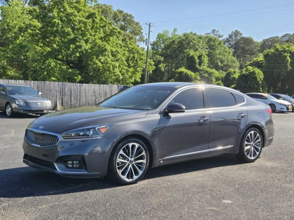 2017 Kia Cadenza - $11,995
