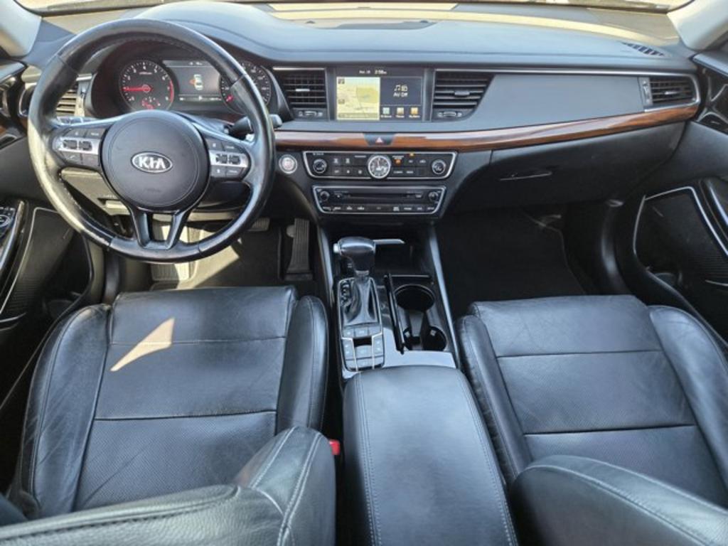 2017 Kia Cadenza - $11,995