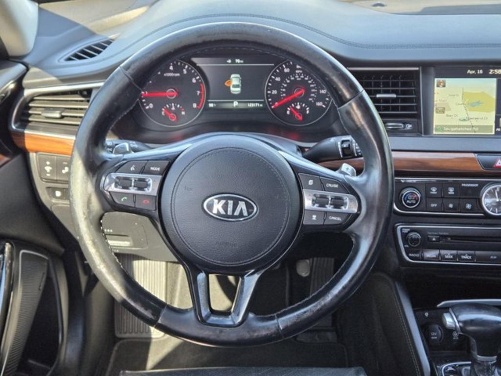 2017 Kia Cadenza - $11,995