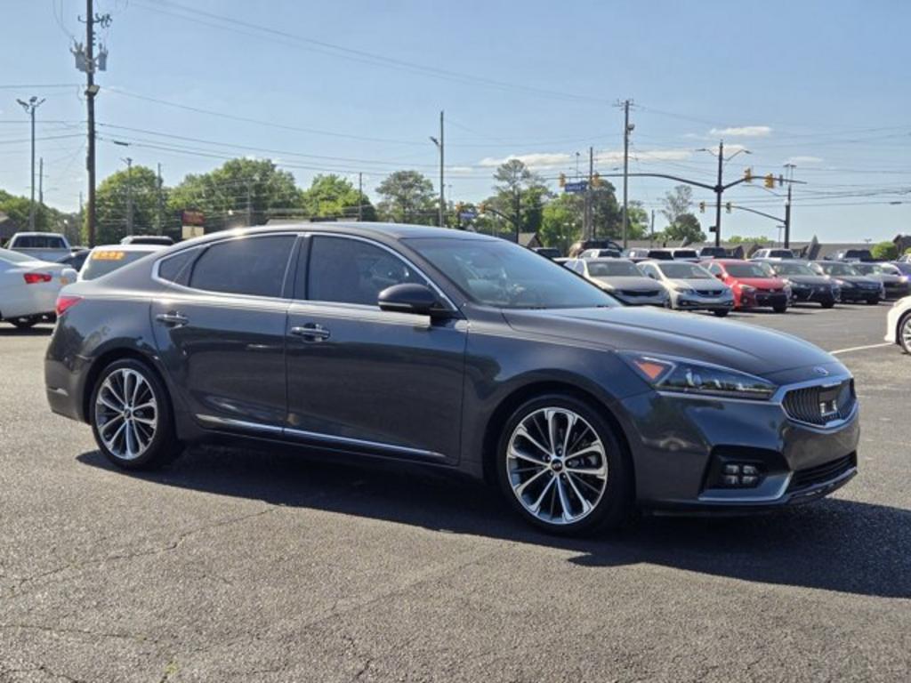 2017 Kia Cadenza - $11,995