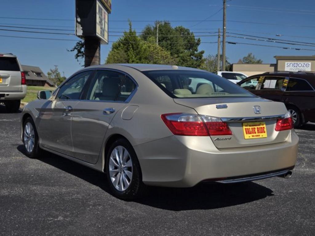 2014 Honda Accord - $13,995