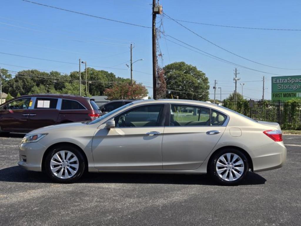 2014 Honda Accord - $13,995