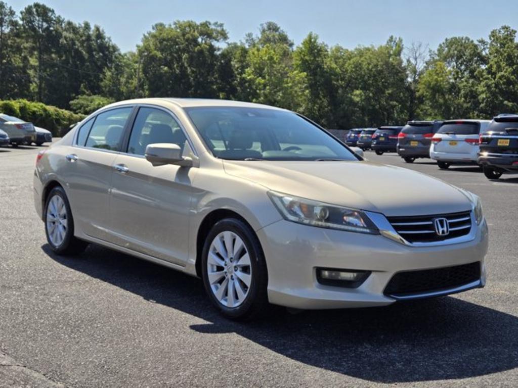 2014 Honda Accord - $13,995
