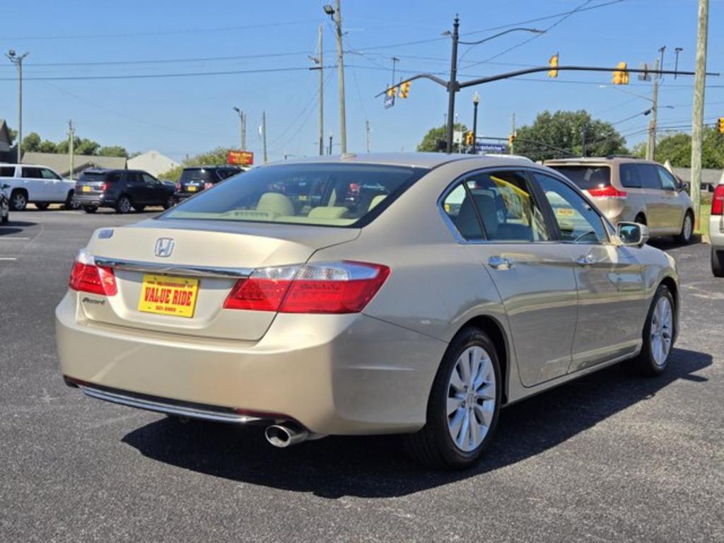 2014 Honda Accord - $13,995
