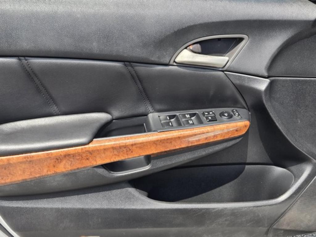 2011 Honda Accord - $10,995