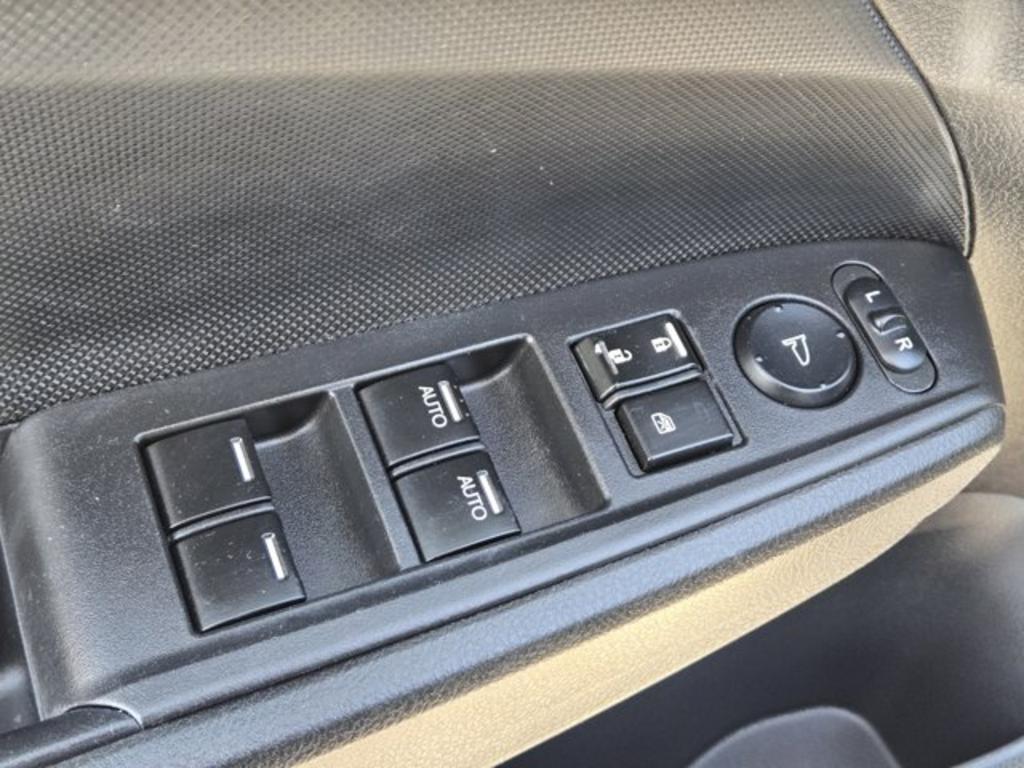 2012 Honda Accord - $11,995