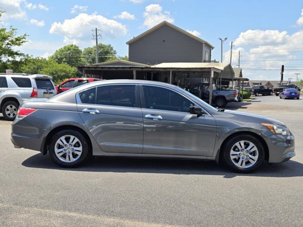 2012 Honda Accord - $11,995