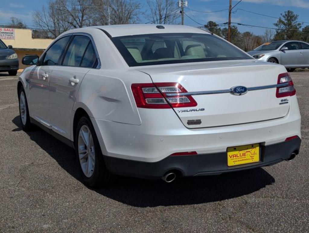 2016 Ford Taurus - $11,995