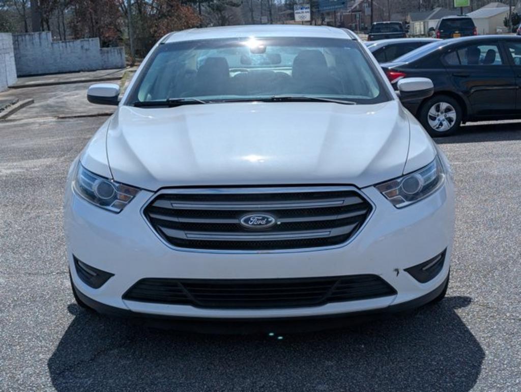 2016 Ford Taurus - $11,995