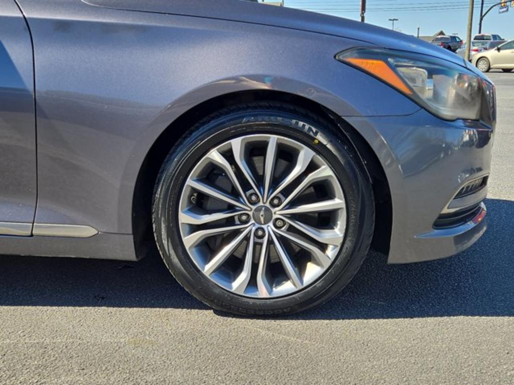 2015 Hyundai Genesis 3.8L photo