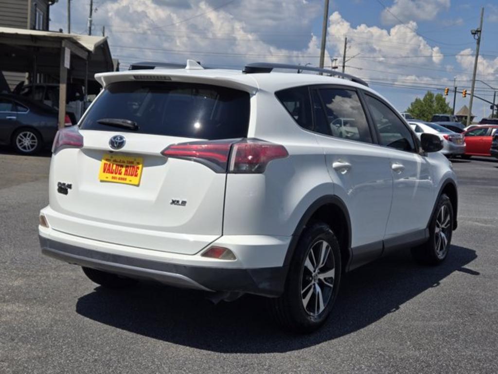 2017 Toyota RAV4 - $14,995