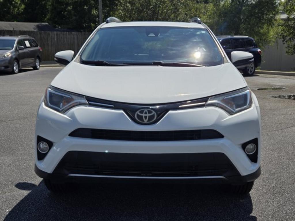 2017 Toyota RAV4 - $14,995