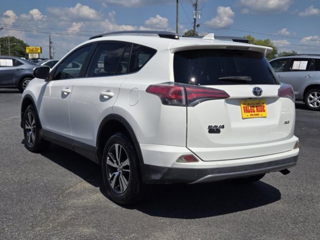2017 Toyota RAV4 - $14,995