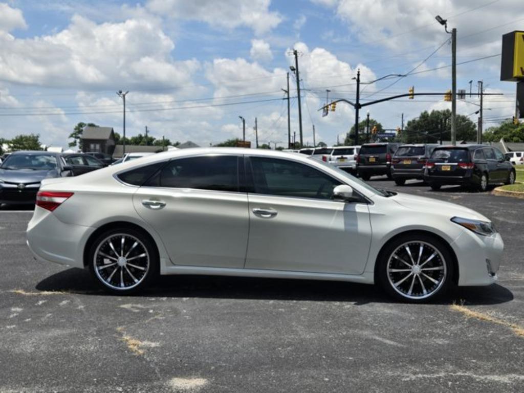 2014 Toyota Avalon - $13,995