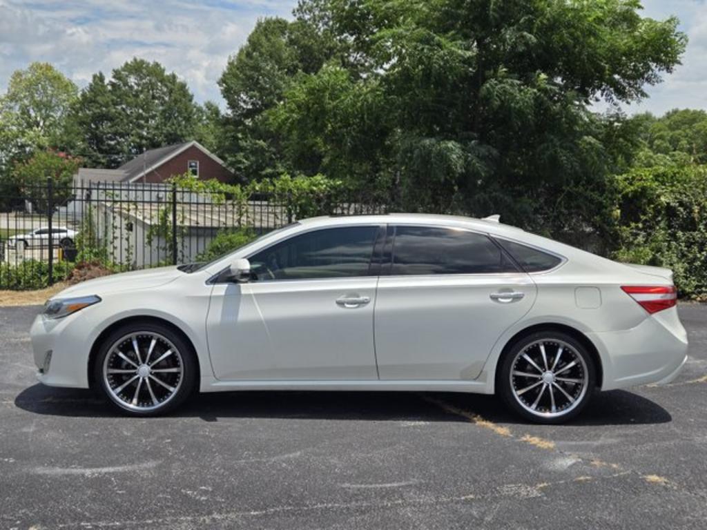 2014 Toyota Avalon - $13,995
