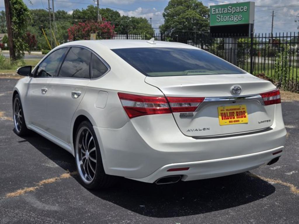 2014 Toyota Avalon - $13,995