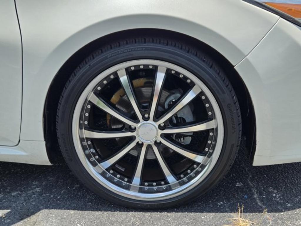 2014 Toyota Avalon - $13,995