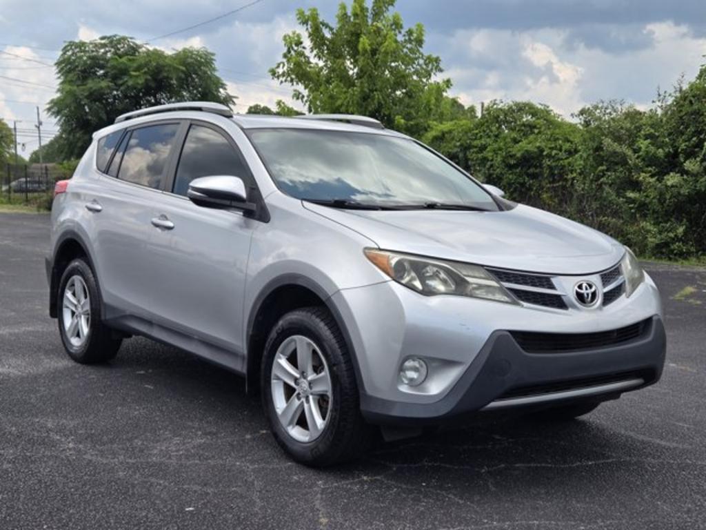 2014 Toyota RAV4 - $10,995