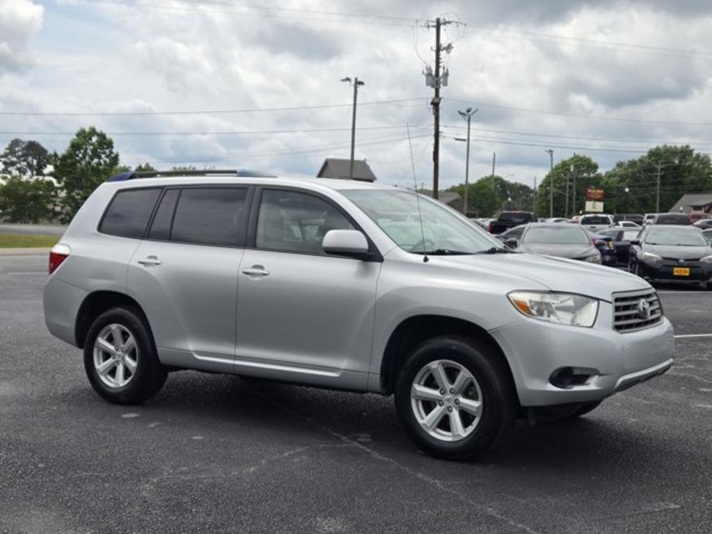 2010 Toyota Highlander - $11,995