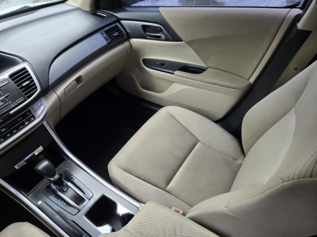 2015 Honda Accord - $13,995