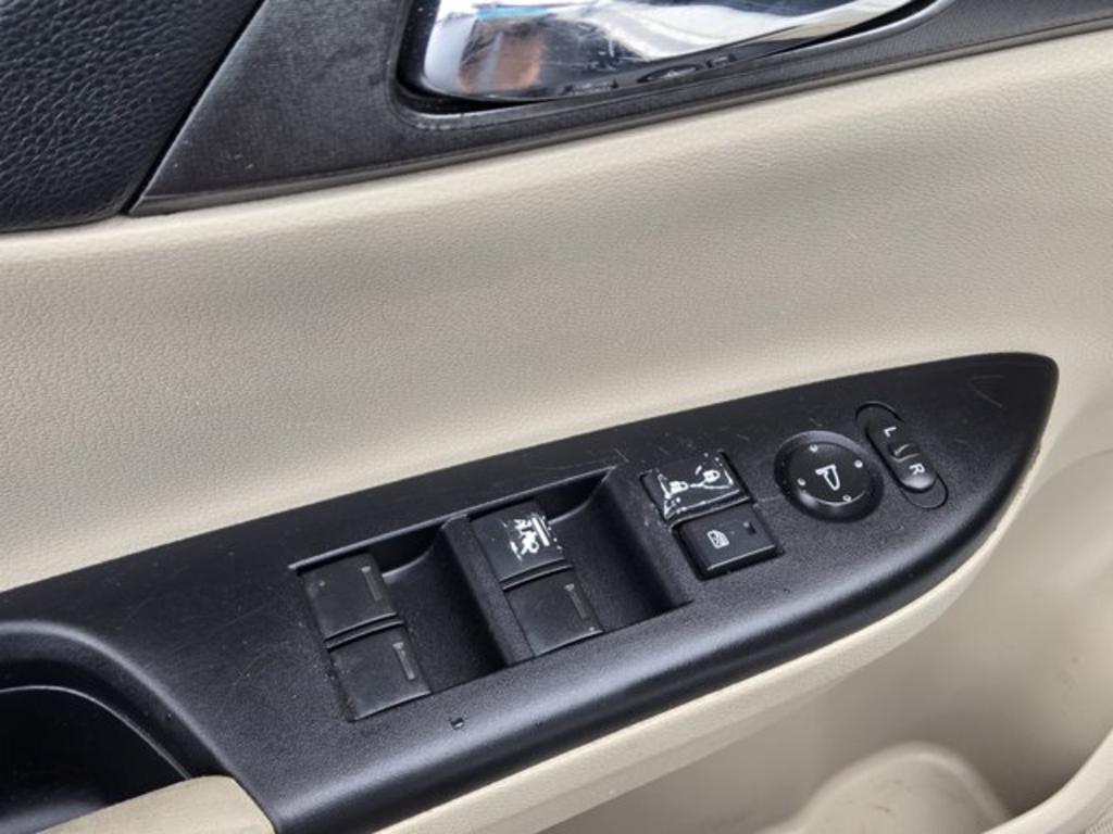 2015 Honda Accord - $13,995